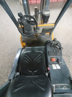 PRODÁM VZV JUNGHEINRICH DFG 316 - 4
