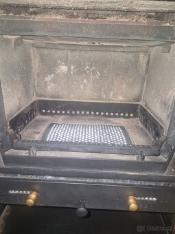 Prodám krbová kamna 8kw - 4