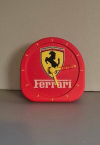 F1 týmy stolní hodiny, 3D tisk, ferrari, redbull, Mclaren, M - 4