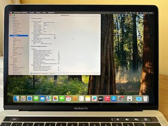 MacBook Pro 13” 2018 Touch Bar stříbrný - 4