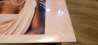 LP Whitney Houston - Whitney Houston - 4