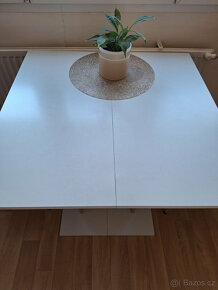 Malý kuchyňský stůl - 4