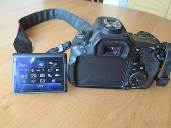 Canon EOS 60D+ objektiv Tamron AF 18- 250mm Dí II - 4
