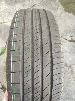PNEUMATIKY GOOD YEAR 215/60 R17 100H - NOVÉ, NEJETÉ - 4