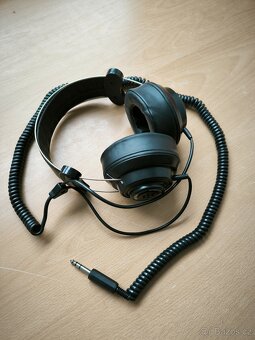 Sluchátka Tesla ARF 310 - 4