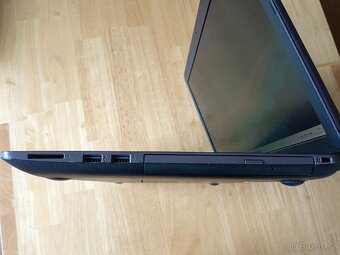 velký 17" notebook Asus, CPU i5, SSD, grafika GTX 950M 2GB - 4