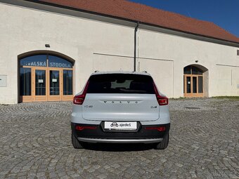 Volvo XC40 D4 Inscription/140 kW/4x4/automat/DPH/ČR/84 tkm - 4