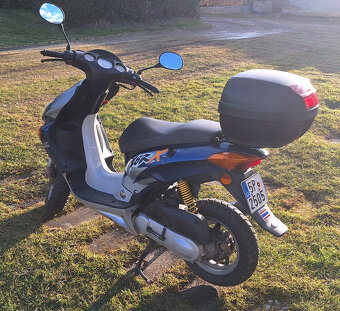 SKUTR HONDA X8R 50ccm - 4