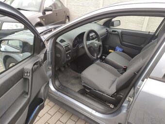 Opel Astra 1.6 i benzin nová stk - 4