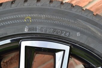 5×114,3 R17 Zimní sada Originál Toyota Corolla + 225/45 R17 - 4