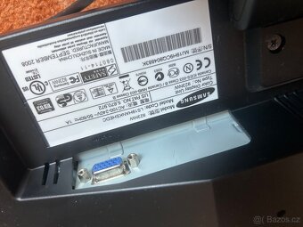 Prodám monitor samsung - 4