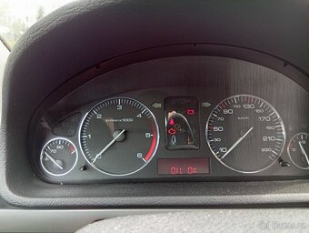 Peugeot 407 - 4