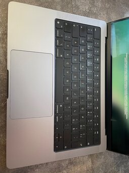 Apple MacBook PRO 14” (2021) M1 PRO 512GB,16GB RAM - 4