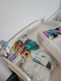 Přebalovací komoda a skříň pro miminko - 4