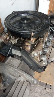 Tatra 613/4 motor 57000km - 4