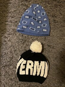Dětské čepice různé velikosti - 4