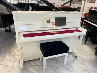 Zánovné bílá Yamaha B2 se zárukou 5 let, doprava v ceně - 4