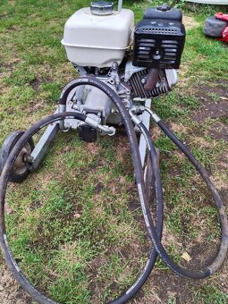 Štípač dřeva. - 4