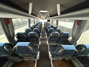 Man Lions Coach L RO8 - 4