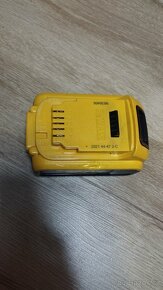 Baterie DeWalt DCB184 - 4