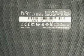 Podložka pod myš Razer Firefly - 4