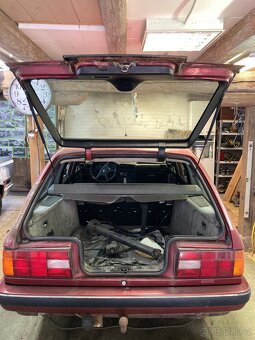 BMW E30 - na díly - 4