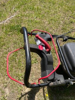 Nejsilnější sekačka motor Kawasaki s velkým záběrem 53 cm - 4