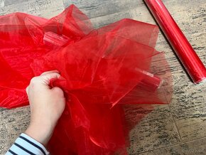 Červená organza 0,36x9 m - 4