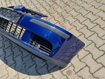 VW Golf V přední nárazník s ostřikovači modrá LD5Q - 4