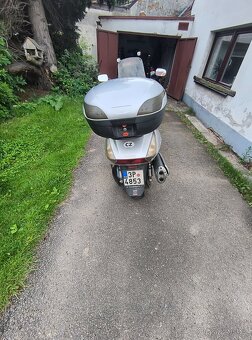 Honda Silver Wing 600 - 4