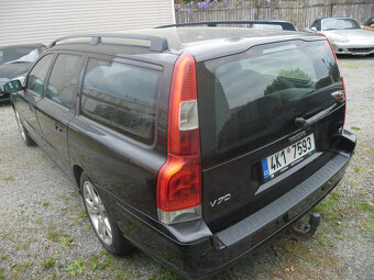 Volvo V 70 2.4 TD kombi - 4