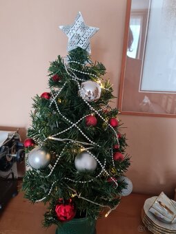 Umělý vánoční stromek - 4