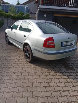 Prodám škoda Octavia 2, 1.6 75 kW, sedan, rok 2008 - 4