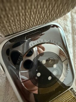 Apple Watch 8 45mm top stav - 4