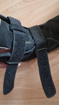 Barefoot zimní boty, zn. Froddo, ve. 27 - 4