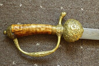 Lovecký tesák - Asi 18. století - Rytá čepel - 4