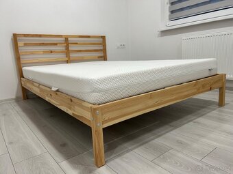 Postel + matrace z IKEA - 4