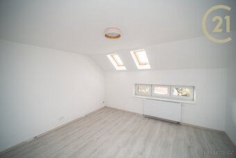 Byt - atelier v OV 1+kk, cca 30 m2, Jenišovice okr. Jablo... - 4