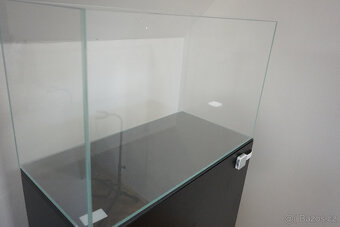 Optiwhite akvarium 60 l + skříňka + příslušenství - 4