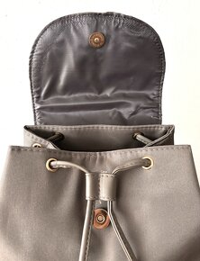 Nový krásný komplet: batůžek + peněženka + šátek. - 4