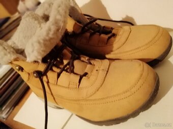 Prodám dámské boty velikost 38. - 4