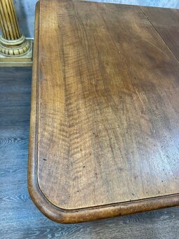 Starožitný jídelní stůl - 4