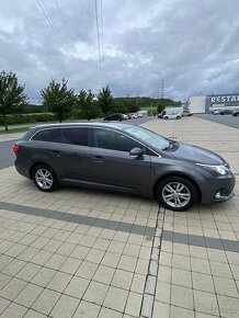 Avensis 2012 - 4