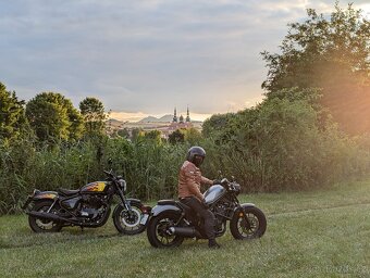 Royal Enfield Shotgun 650 - 4