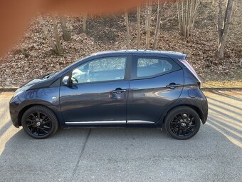 Toyota AYGO 1.0 VTi 51Kw r.v.2015 - 4