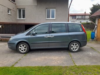 Fiat Ulysse 2,0 JTD 125 kW, r.v. 2008, počet míst 7 - 4
