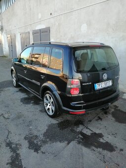 Volkswagen Touran Cross 2,0 Tdi - 4