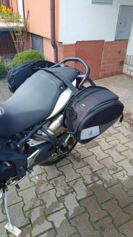 Triumph speed triple 1050 - 4