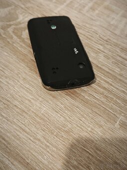 Sony Ericsson WT18 - 4