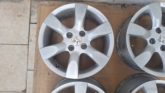 Alu kola Peugeot 16" 4x108 6,5J ET31 307cc - 4
